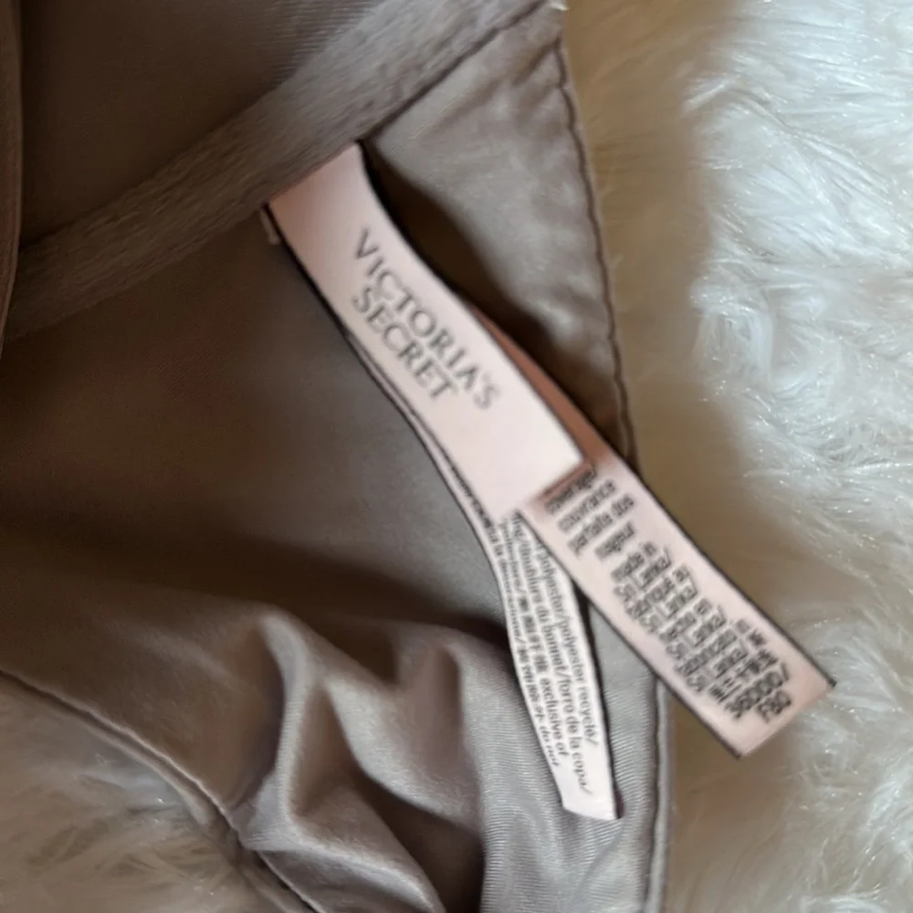 Body by Victoria perfect coverage lightly lined 36ddd - Picture 4 of 5